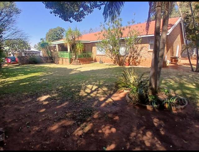 4 BEDROOM HOUSE FOR SALE IN NINAPARK